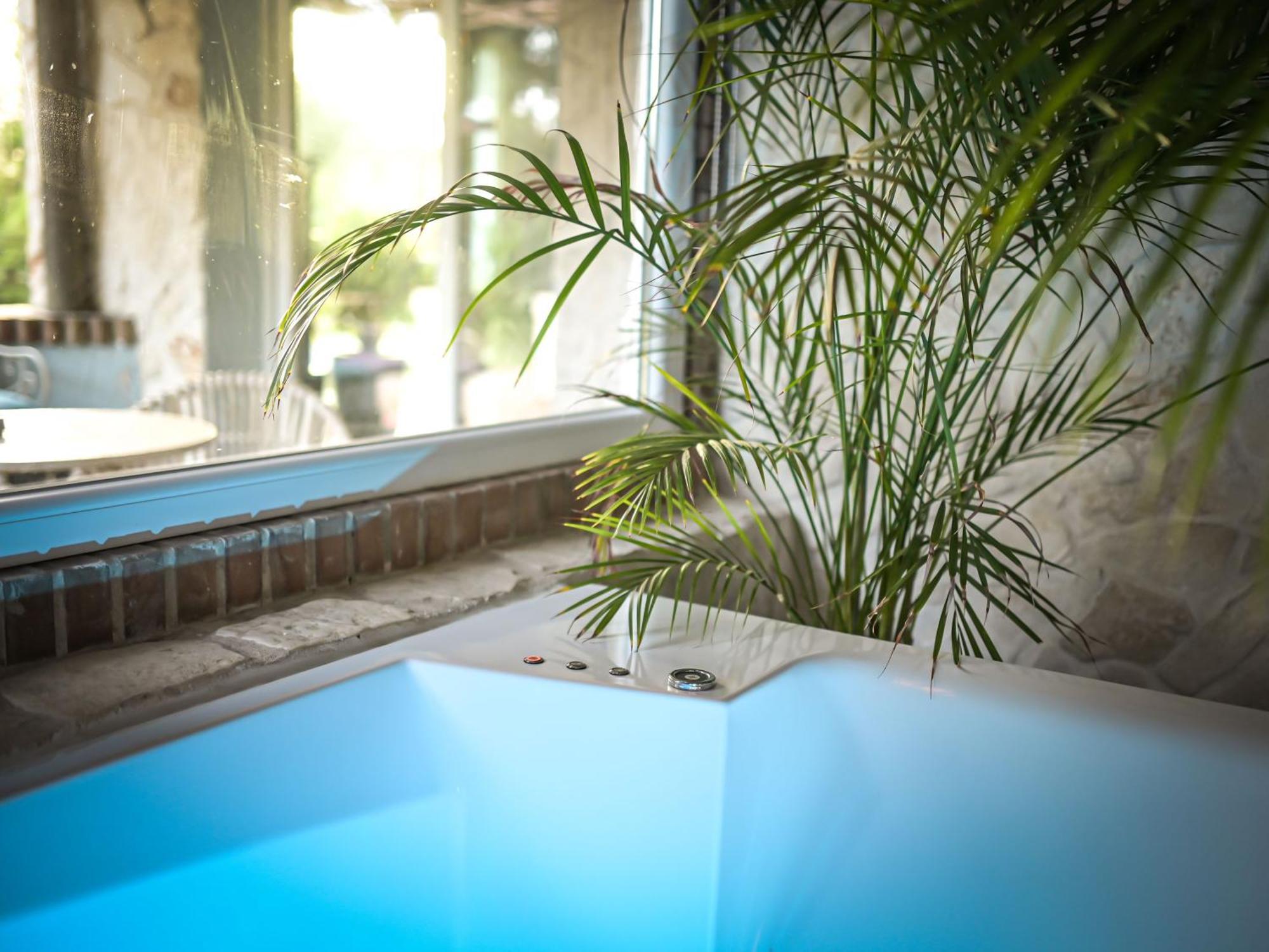 Hotel Paradise Ranch Borgo Sabotino Exterior foto